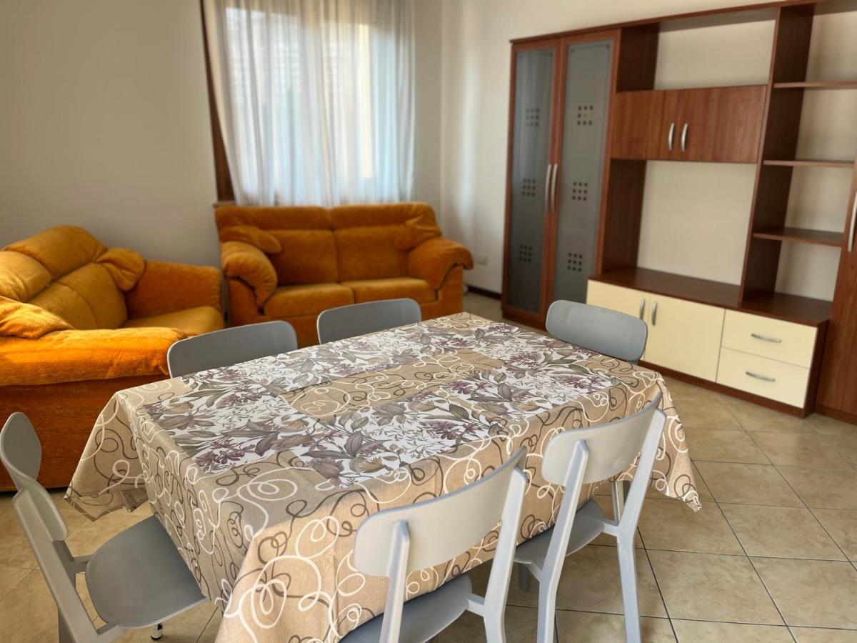 Sebino 11 Apartment Peschiera del Garda Exterior photo