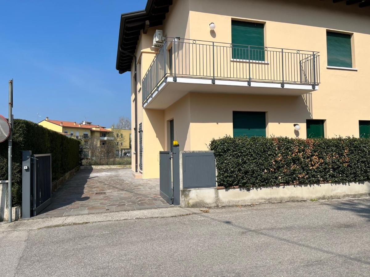 Sebino 11 Apartment Peschiera del Garda Exterior photo
