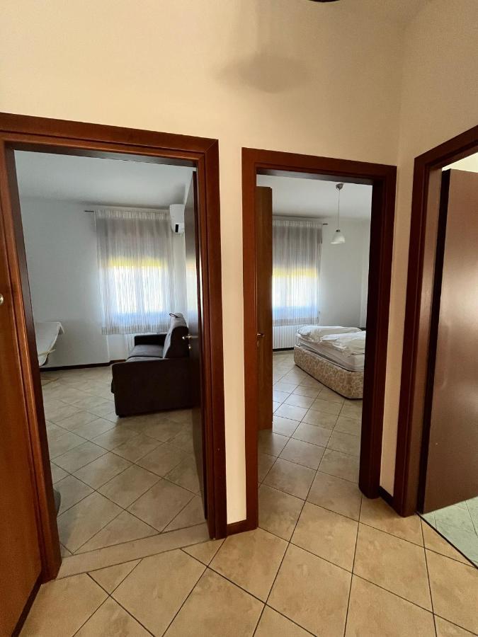Sebino 11 Apartment Peschiera del Garda Exterior photo